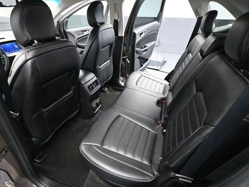 Used 2019 Ford Edge SEL w/ Equipment Group 201A image 36