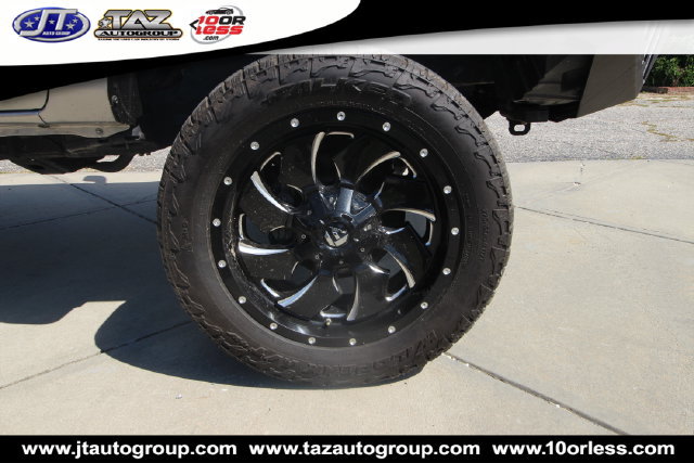 Used 2020 Toyota Tacoma SR AWD/4WD image 9
