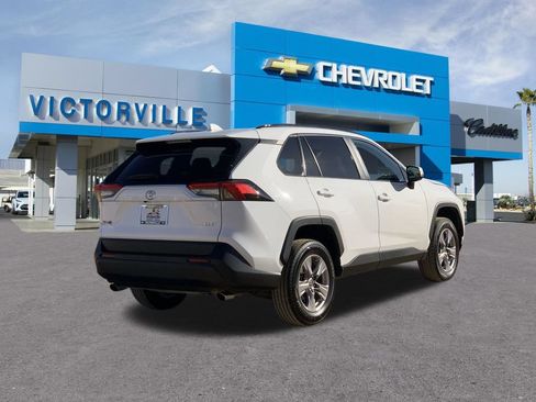 Used 2024 Toyota RAV4 XLE FWD image 4