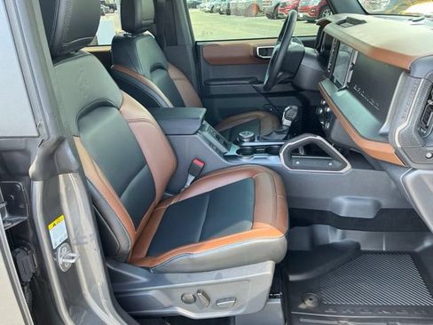 Used 2024 Ford Bronco Outer Banks AWD/4WD image 23
