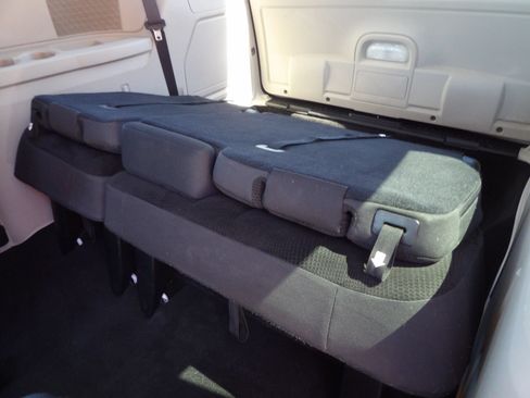 Used 2019 Dodge Grand Caravan SE FWD image 12