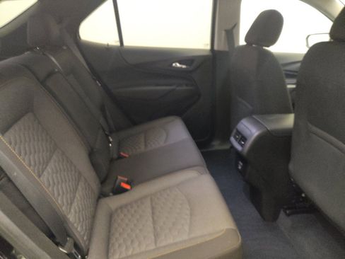Used 2021 Chevrolet Equinox LT w/ Driver Convenience Package FWD image 19
