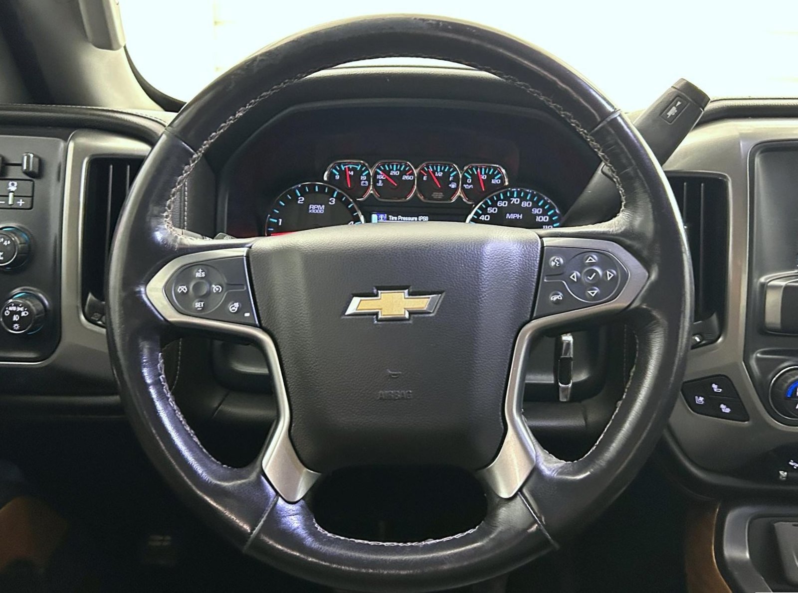 Used 2019 Chevrolet Silverado 2500 LTZ w/ Duramax Plus Package AWD/4WD image 11
