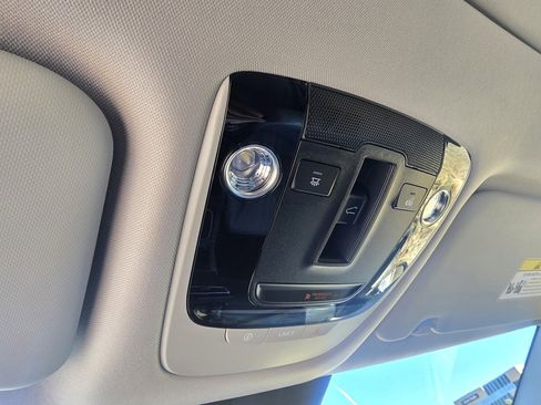 Used 2021 Kia Seltos SX w/ SX Sunroof Package image 24