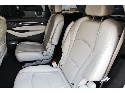 Used 2024 Buick Enclave Essence w/ Experience Buick Package FWD image 7