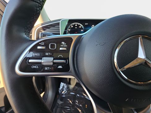Used 2023 Mercedes-Benz GLS 580 4MATIC image 19