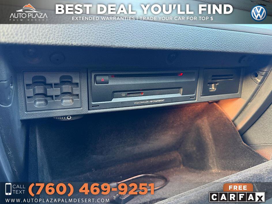 Used 2015 Volkswagen Golf S FWD image 34
