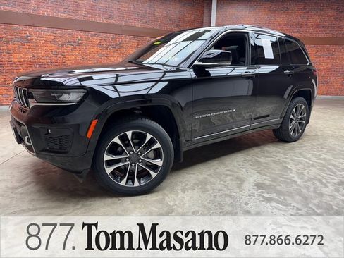 Used 2023 Jeep Grand Cherokee Overland w/ Luxury Tech Group IV image 1