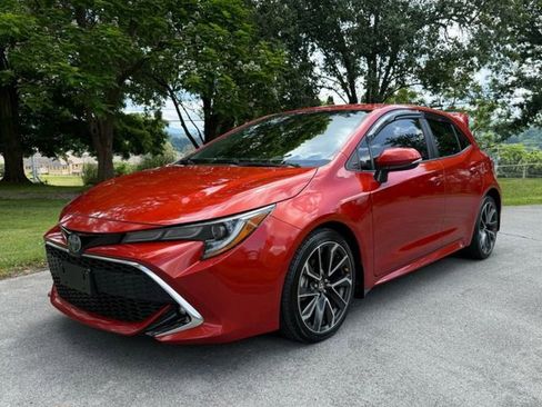 Used 2019 Toyota Corolla XSE FWD image 5