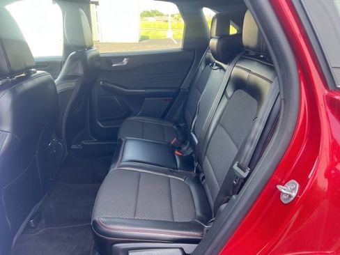Used 2024 Ford Escape ST-Line Select w/ Tech Pack #1 AWD/4WD image 17