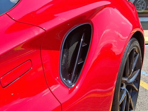 Used 2025 Lotus Emira image 11