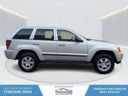 Used 2008 Jeep Grand Cherokee Laredo AWD/4WD image 8