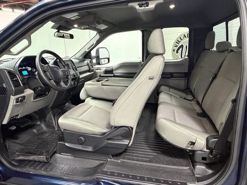 Used 2020 Ford F250 XL w/ STX Appearance Package image 21