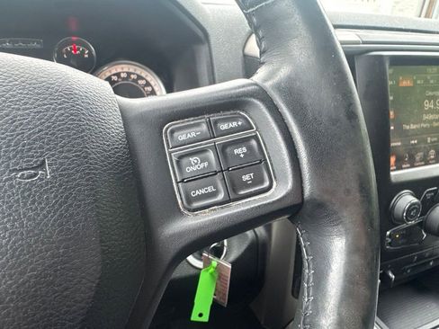 Used 2017 RAM 1500 Big Horn AWD/4WD image 14