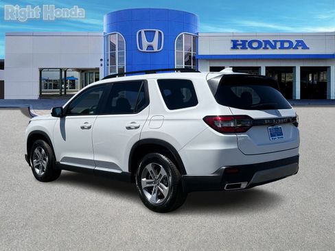 Used 2026 Honda Pilot EX-L image 4