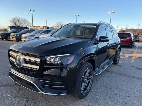 Used 2023 Mercedes-Benz GLS 450 4MATIC image 8