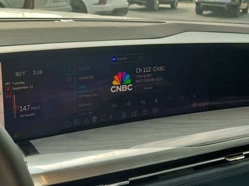 New 2025 Cadillac Escalade IQ Luxury 2 AWD/4WD image 13