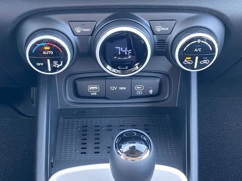 New 2026 Hyundai Venue SEL image 18