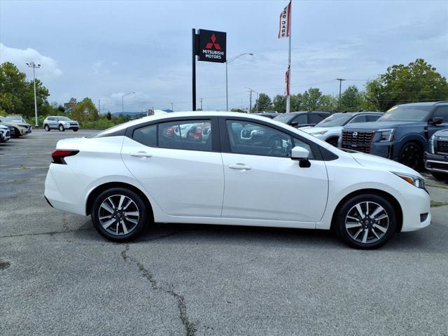Used 2024 Nissan Versa SV FWD image 15