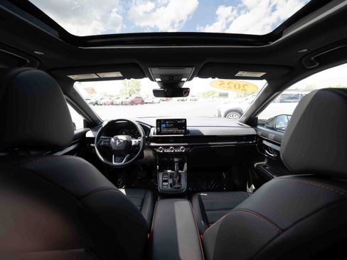 Used 2025 Honda CR-V Sport Touring image 19