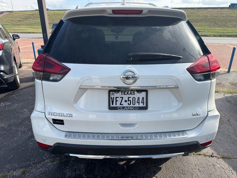 Used 2020 Nissan Rogue SL w/ Premium Package FWD image 4