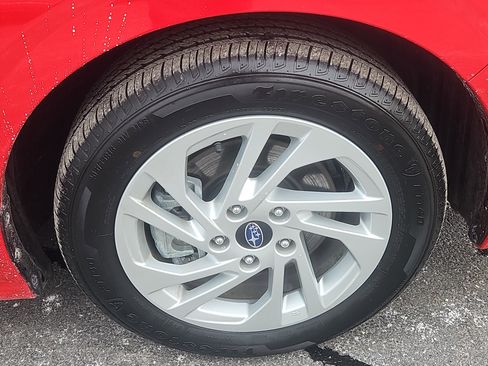 Certified 2025 Subaru Impreza 2.0i image 23