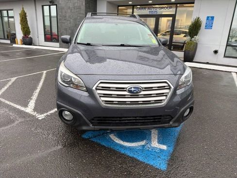 Used 2017 Subaru Outback 2.5i Premium image 2