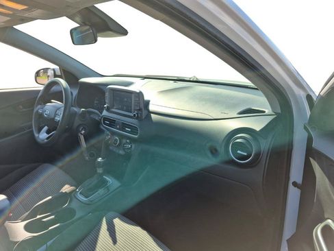 Used 2019 Hyundai Kona SE FWD image 28