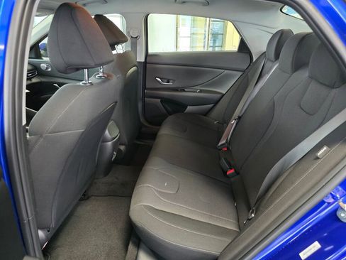 New 2026 Hyundai Elantra SE image 29