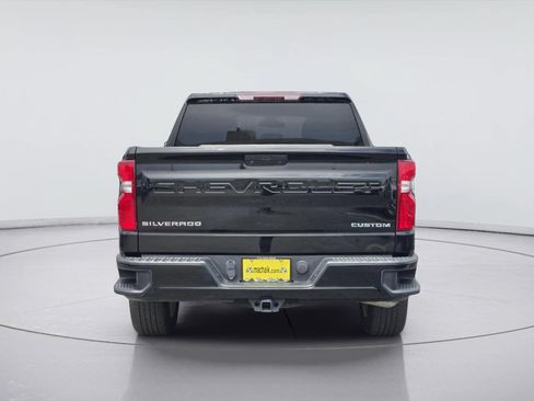 Used 2022 Chevrolet Silverado 1500 Custom w/ Safety Confidence Package RWD image 6