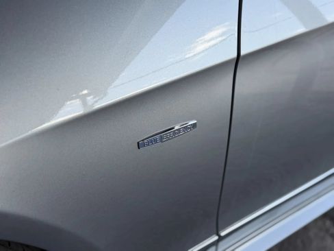 Used 2012 Mercedes-Benz E 350 4MATIC Sedan image 35