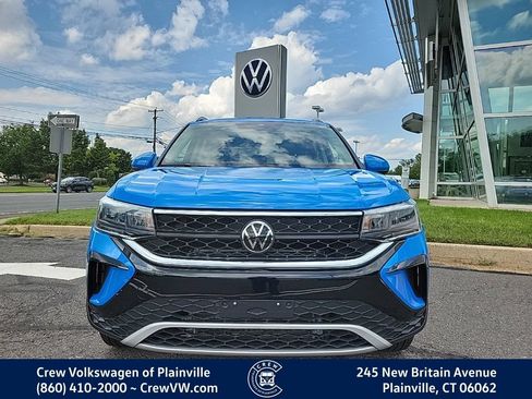 Used 2024 Volkswagen Taos SE AWD/4WD image 22