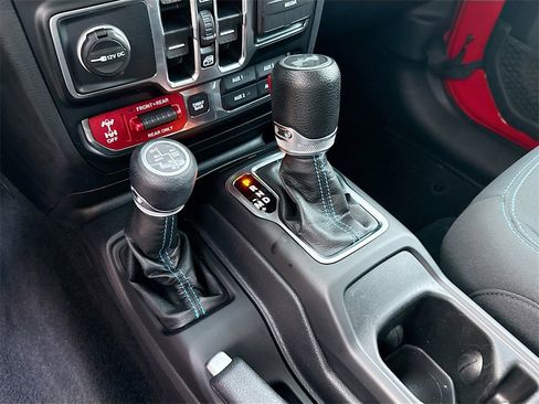 Used 2022 Jeep Wrangler Unlimited Rubicon 4xe w/ Safety Group image 19