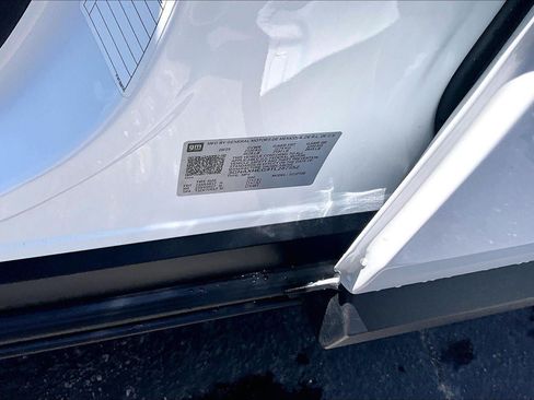 Used 2026 Chevrolet Equinox LT FWD image 34