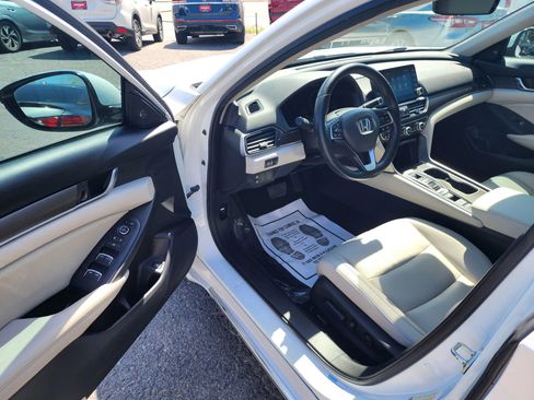 Used 2018 Honda Accord EX-L image 17