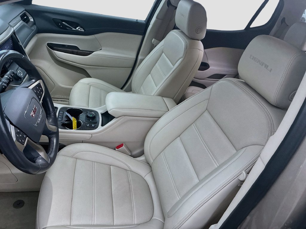 Used 2022 GMC Acadia Denali FWD image 20