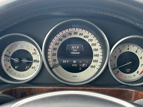 Used 2014 Mercedes-Benz E 350 Sedan image 25