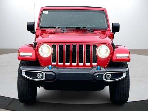 Used 2023 Jeep Wrangler Unlimited Sahara w/ Cold Weather Group image 3