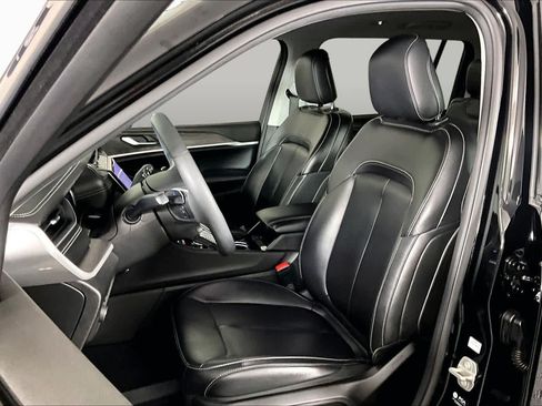 Used 2023 Jeep Grand Cherokee L Limited RWD image 8