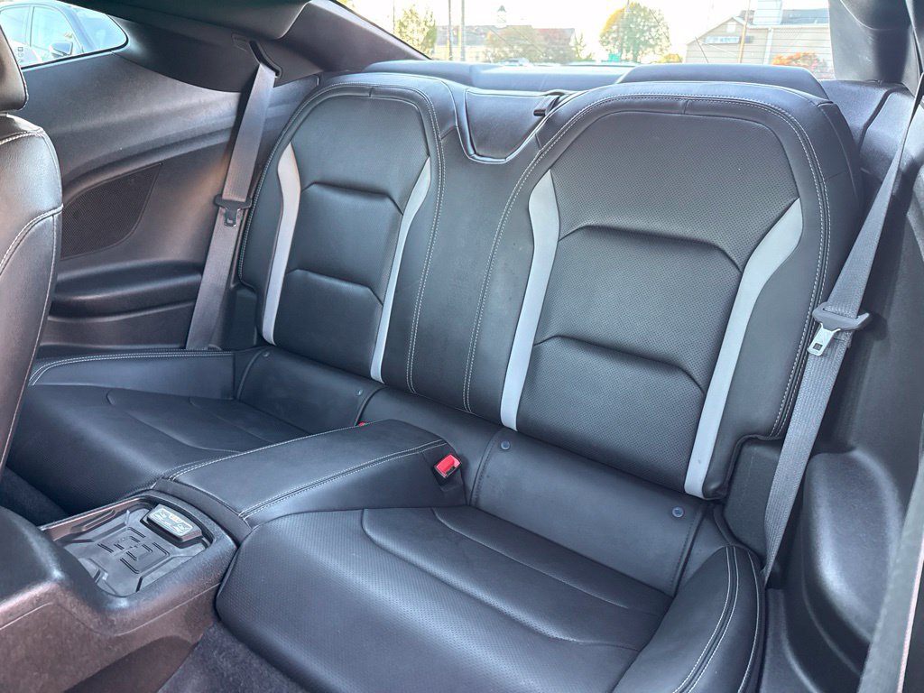 Used 2021 Chevrolet Camaro SS RWD image 44