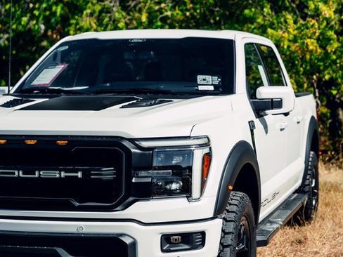 New 2025 Ford F150 Lariat w/ Equipment Group 502A High image 5