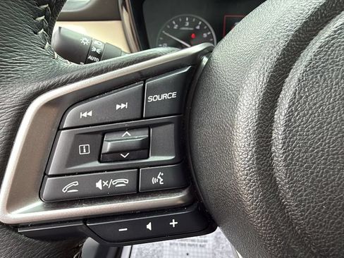 Used 2025 Subaru Outback Premium AWD/4WD image 26