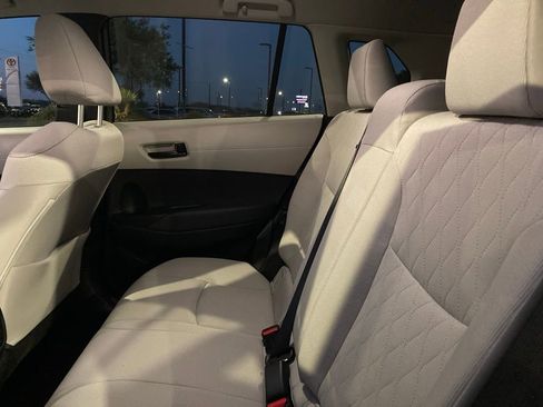 Used 2026 Toyota Corolla Cross L image 11