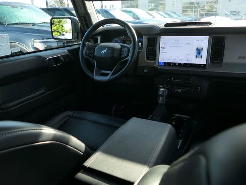 Used 2025 Ford Bronco Outer Banks AWD/4WD image 26