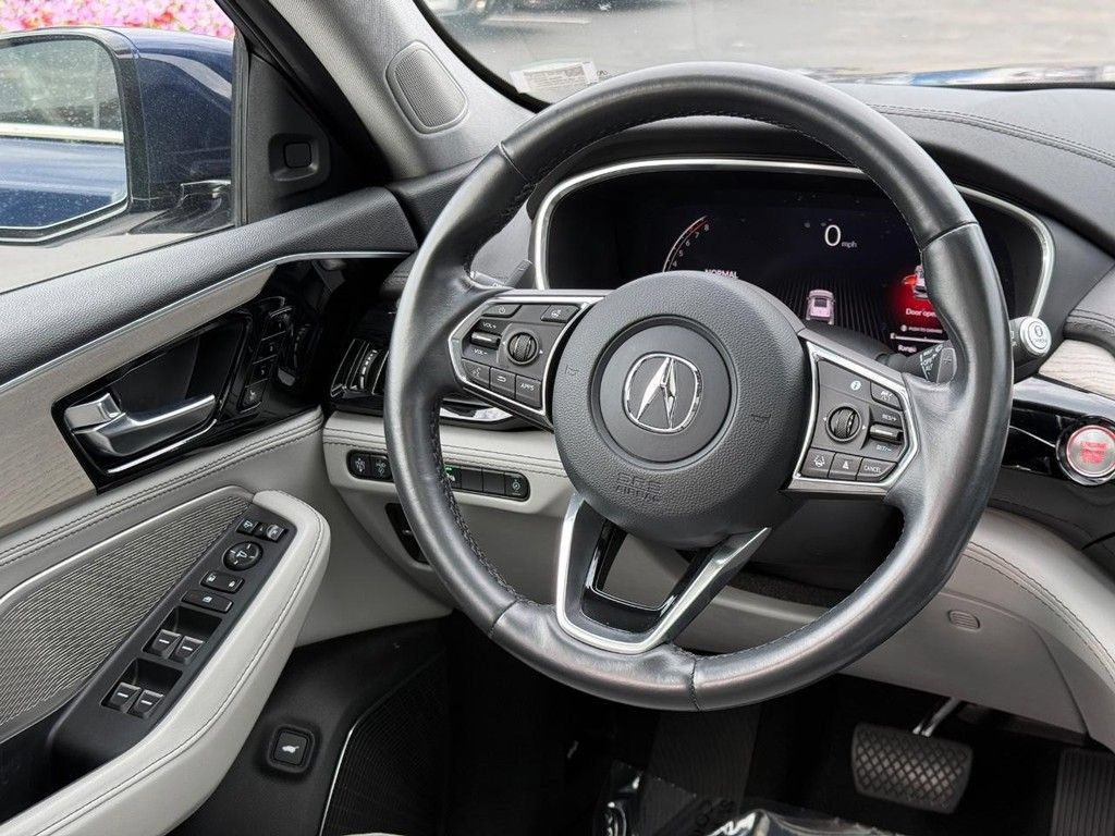 Used 2023 Acura MDX w/ Advance Package AWD/4WD image 17
