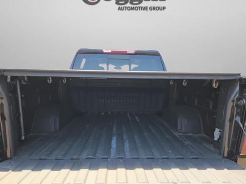 Used 2022 GMC Sierra 1500 Denali w/ Denali Premium Package image 15