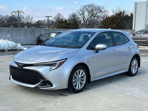 Certified 2024 Toyota Corolla SE image 2