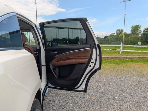 Used 2019 Acura MDX SH-AWD w/ Technology Package image 12