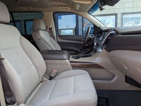 Used 2018 Chevrolet Suburban LS w/ Enhanced Driver Alert Package RWD image 25