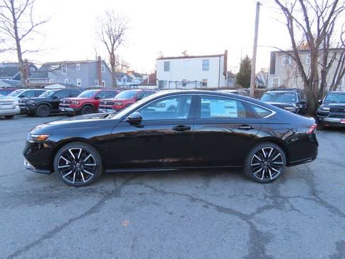 New 2026 Honda Accord Touring image 3